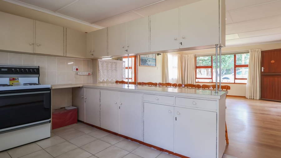 4 Bedroom Property for Sale in Stilbaai Wes Western Cape